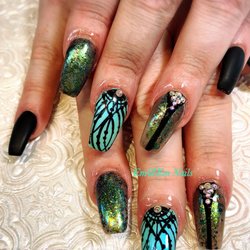 Em & Em Nails