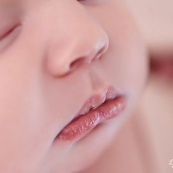 Lucy Literna Photography - Newborn Photography - Session Photography Near Me - Markham, Ontario