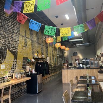 Míra Matcha - Interior pic. Cuul Vibe! - Coffee & Tea Near Me - San Antonio, Texas Míra Matcha - Interior pic. Cuul Vibe! - Coffee & Tea Near Me - San Antonio, Texas
