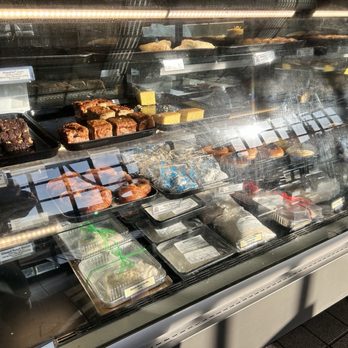Zippy's Kapahulu - Baked Goods - Fast Food Near Me - Honolulu, Hawaii Zippy's Kapahulu - Baked Goods - Fast Food Near Me - Honolulu, Hawaii