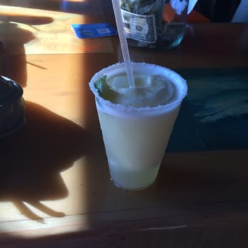 Flippers Beach Bar - Bars Near Me - St. Pete Beach, Florida