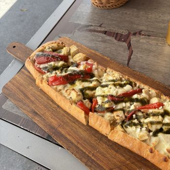 Tapelia - Chicken flatbread - Spanish Near Me - Miami Beach, Florida Tapelia - Chicken flatbread - Spanish Near Me - Miami Beach, Florida