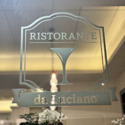 I Luciani - Storefront with Restaurant name