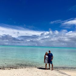 Holt Travel & Tours - Took the ferry to the sister resort for lunch and saw this beach across the street!