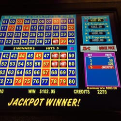 Palagio's Pub and Casino - Told you I was gonna hit!