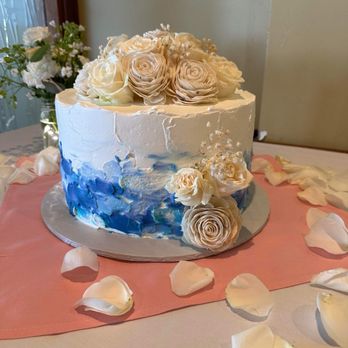 Kona Kakes - One tier wedding cake - Bakeries Near Me - San Diego, California Kona Kakes - One tier wedding cake - Bakeries Near Me - San Diego, California