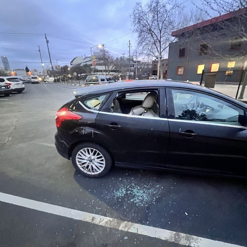 Auto Glass On The Move - Before - Auto Glass Services Near Me - Oakland, California
