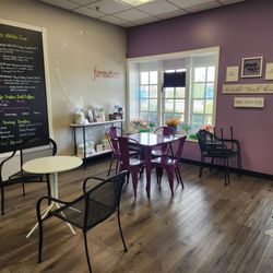 Ellington Nutrition Stop - Inside
