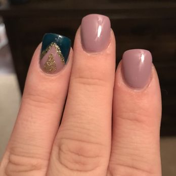 The Nailery - Especially the pointer finger, you can see the gap. - Nail Salons Near Me - Olathe, Kansas The Nailery - Especially the pointer finger, you can see the gap. - Nail Salons Near Me - Olathe, Kansas