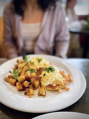 Julia's of Wallingford by null