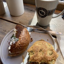 Latte  Cream cheese bagel  Focaccia with prosciutto