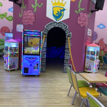 Kids Empire Hardegan - Claw games - Kids Activities Near Me - Indianapolis, Indiana