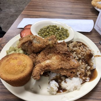 Zip's Café - Fried chicken dinner - Soul Food Near Me - Magee, Mississippi Zip's Café - Fried chicken dinner - Soul Food Near Me - Magee, Mississippi