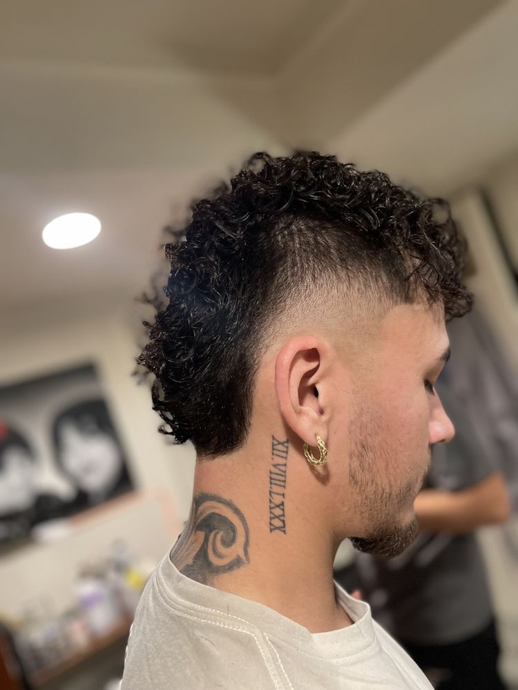 THE LOUNGE HAIR COMPANY Updated July 2024 84 Photos 2000 N