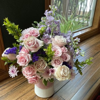 Aunt Tilly's Flower Barn - Florists Near Me - Salem, Oregon Aunt Tilly's Flower Barn - Florists Near Me - Salem, Oregon