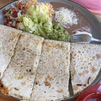 La Parrilla hart - Quesadilla plate - Mexican Near Me - Beaverton, Oregon La Parrilla hart - Quesadilla plate - Mexican Near Me - Beaverton, Oregon