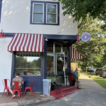 Parkview Ice Cream Shop - Ice Cream & Frozen Yogurt Near Me - Saint Paul, Minnesota Parkview Ice Cream Shop - Ice Cream & Frozen Yogurt Near Me - Saint Paul, Minnesota