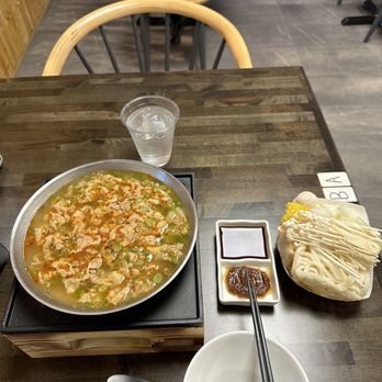 Solo Hot Pot - 8. Tom Yum Pot with beef and 6 items - Asian Fusion Near Me - Diamond Bar, California Solo Hot Pot - 8. Tom Yum Pot with beef and 6 items - Asian Fusion Near Me - Diamond Bar, California