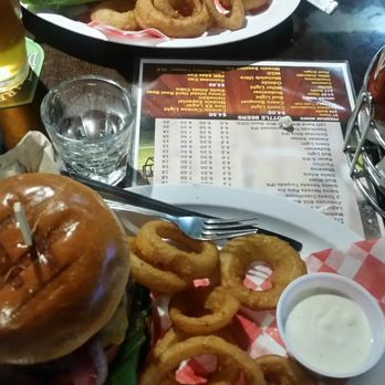 The Draft - Bbq bacon burger - Chicken Wings Near Me - Oceanside, California