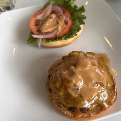 Surf Hound - Surfhound Burger
