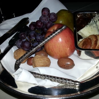 El Gaucho - Free fruits and nuts. - Steakhouses Near Me - Seattle, Washington