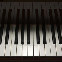 Poco Music Studio - Piano lessons