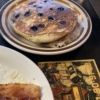 Louis' Grille - Diners Near Me - Harrisburg, North Carolina