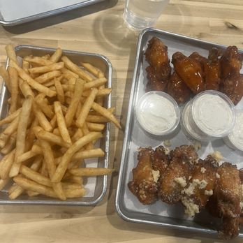 Blaze Wings - fries and wings - Chicken Wings Near Me - Sonora, California