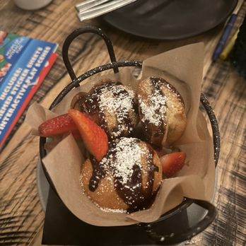 Canvas - Nutella Donuts - New American Near Me - Orlando, Florida