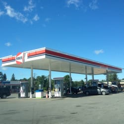 Pioneer Gas - The pumps.