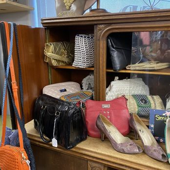 Penelope Pickers Vintage Clothing - Used, Vintage & Consignment Near Me - Waco, Texas