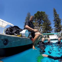 Head Instructor, Michael F, teaching the PADI Rescue Diver course.