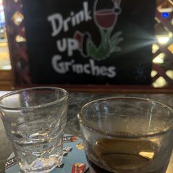 Leo's Lair - Shots shots shots !