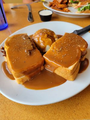 Phillips Avenue Diner by null