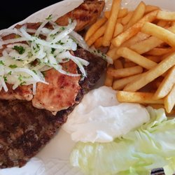 Efthis' Korfu Grill - Grillteller Nr. 37. Sehr lecker!