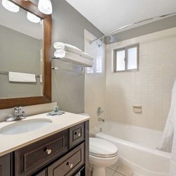 Best Western Ptarmigan Lodge - King Suite