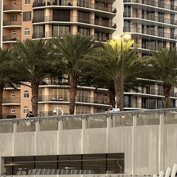 Las Olas Garage - The rooftop garage terrace. - Parking Near Me - Fort Lauderdale, Florida Las Olas Garage - The rooftop garage terrace. - Parking Near Me - Fort Lauderdale, Florida