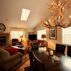5 Diamond Lodging - A Nugget on The Creek located walking distance to Frisco Main Street