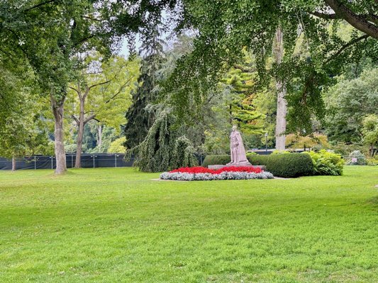 Queen Victoria Park by null