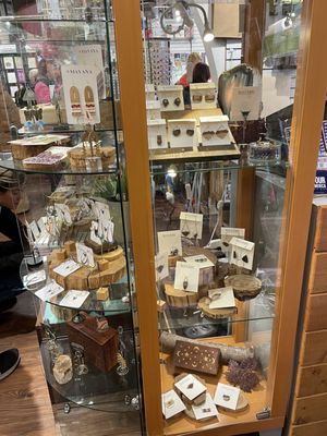 Presents of Mind by null