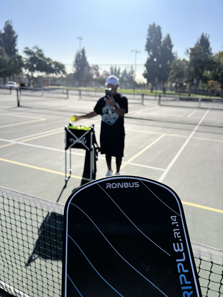 Otterpop  Pickleball Logo