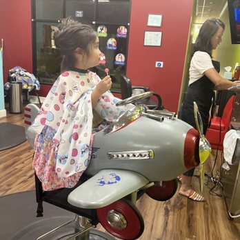 Pigtails & Crewcuts - The way they keep kids calm and enjoy their time in the salon. - Hair Salons Near Me - Hillsboro, Oregon Pigtails & Crewcuts - The way they keep kids calm and enjoy their time in the salon. - Hair Salons Near Me - Hillsboro, Oregon