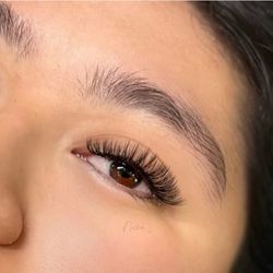 Nikki Lashes and Brows - Light volume
