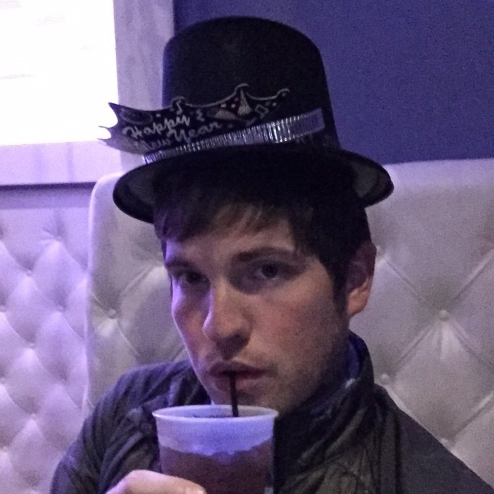 Play - Getting my last drink in of 2014. - Dance Clubs Near Me - Louisville, Kentucky Play - Getting my last drink in of 2014. - Dance Clubs Near Me - Louisville, Kentucky