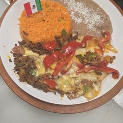 Red Sombrero - West Chester - Alambre Mexican Plate (alambre)