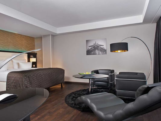 Hotel Palace Berlin by null
