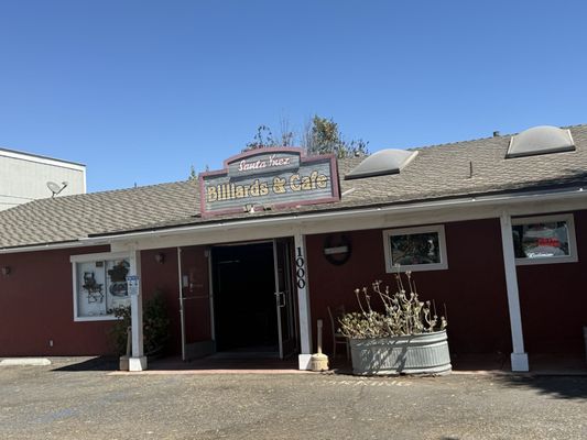 Santa Ynez Billiards & Cafe by null