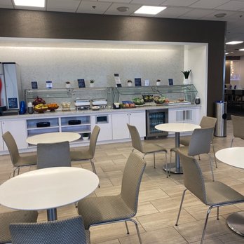 United Club - Take away food - Airport Lounges Near Me - Atlanta, Georgia United Club - Take away food - Airport Lounges Near Me - Atlanta, Georgia