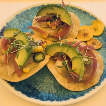 Rosewood Sand Hill - Yellowtail Ceviche Tostada - Hotels Near Me - Menlo Park, California