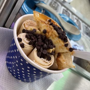 Ice Cream World Rolls - Ice Cream & Frozen Yogurt Near Me - Houston, Texas Ice Cream World Rolls - Ice Cream & Frozen Yogurt Near Me - Houston, Texas